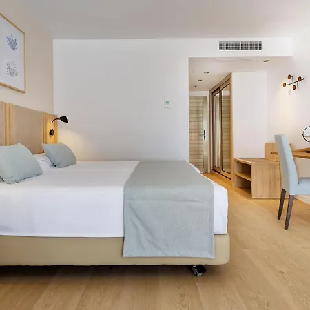 拉斯科斯塔斯酒店 4* 卡门港