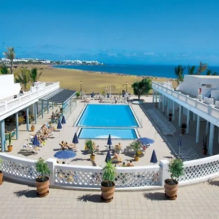 Costas Hotel