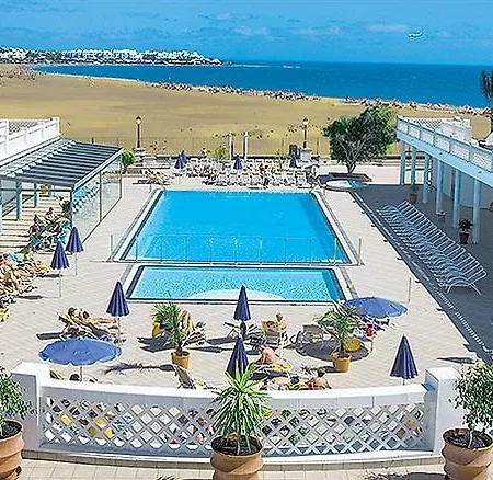 Costas Hotel 4*