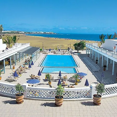 Costas Hotel 4*